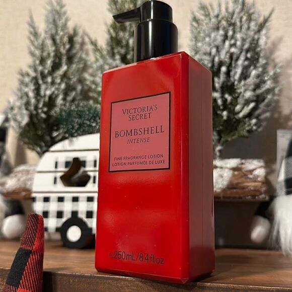 Victoria's Secret Bombshell Intense Mist &Lotion Set 250ml/8.4floz Fruit… - Picture 13 of 17